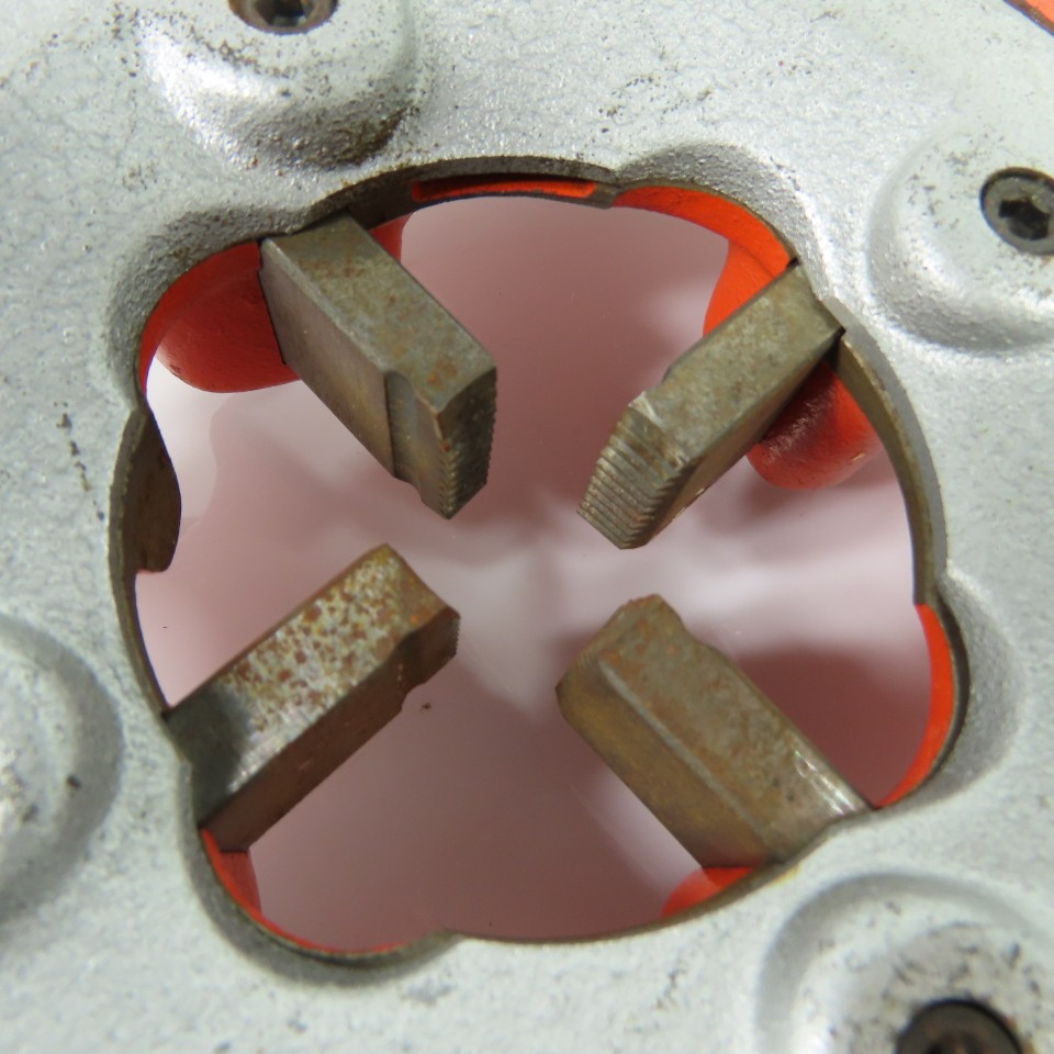 Ridgid 811A Pipe Threader Universal Die Head 1/8″ to 2″ Pipe 5/8 11 UNC