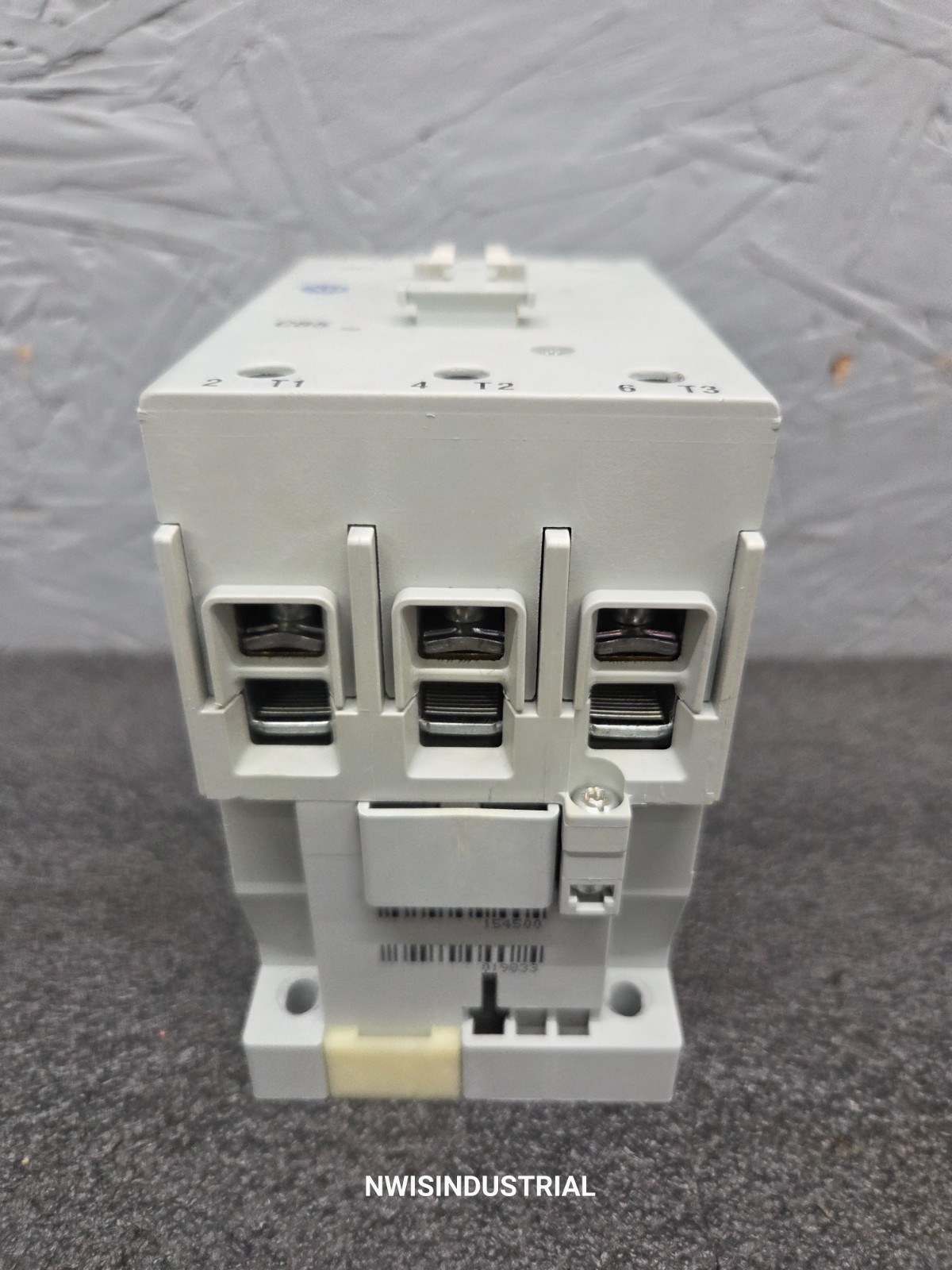 Allen Bradley Contactor, 100-C85*00 Series A, 120 Volt AC coil, 100 Amp, 3-pole