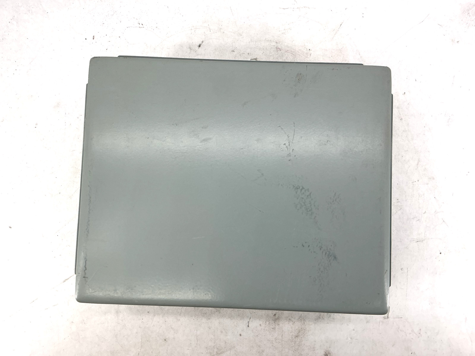 Hoffman A1008CH Junction Box Enclosure Panel Mount 10″X8″X4″ Gray 55410