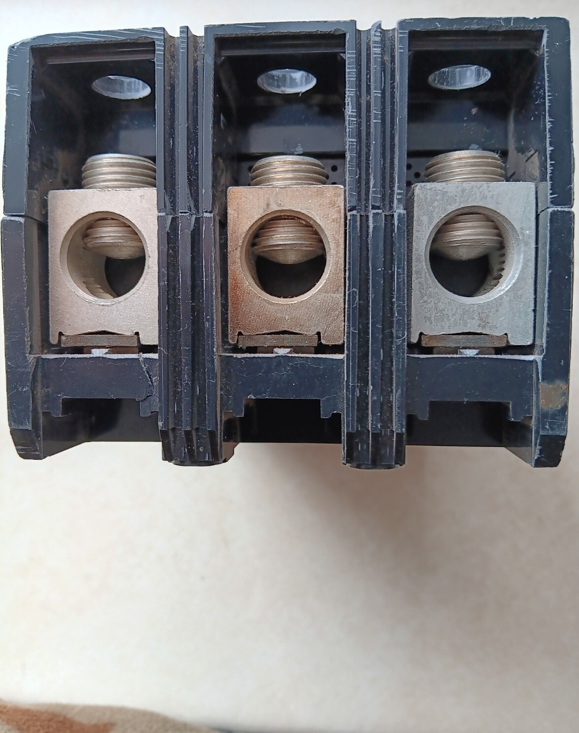 Square D 175 Amp 25kA@480V 22kA@ 600V Max Circuit breaker KAL36175
