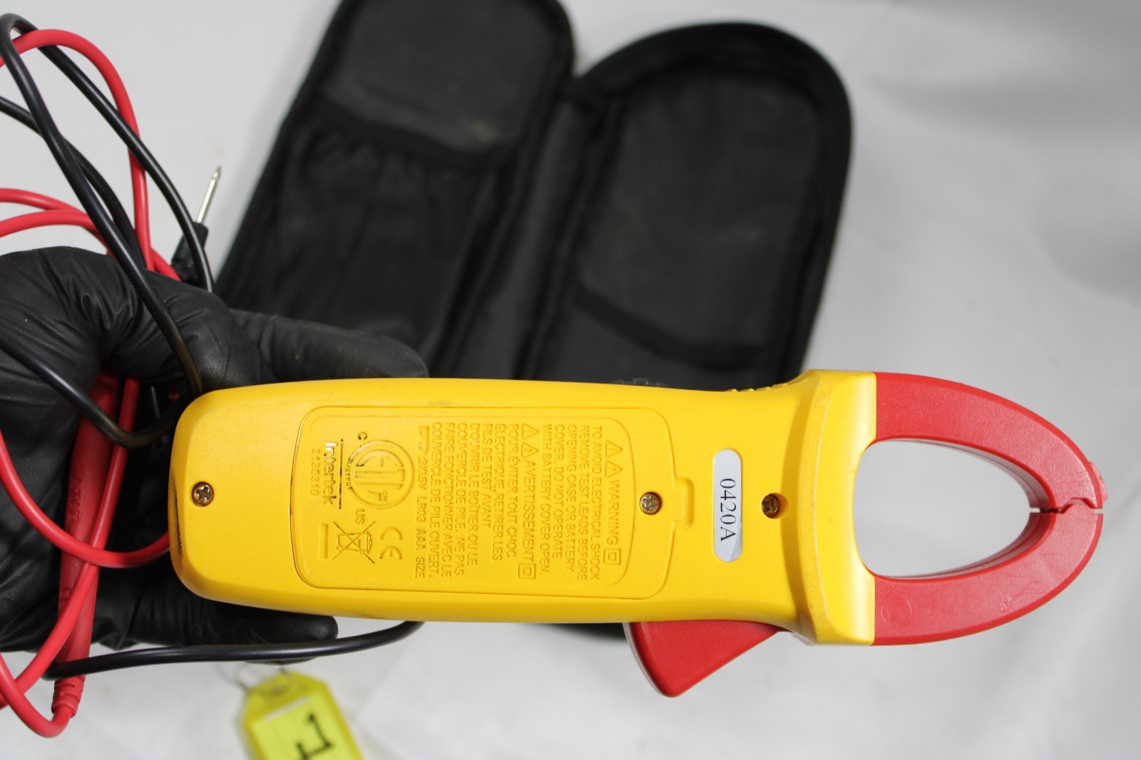 Sperry DSA500AR Digital Clamp Meter CAT III 600V/400A w/Test Leads & Case