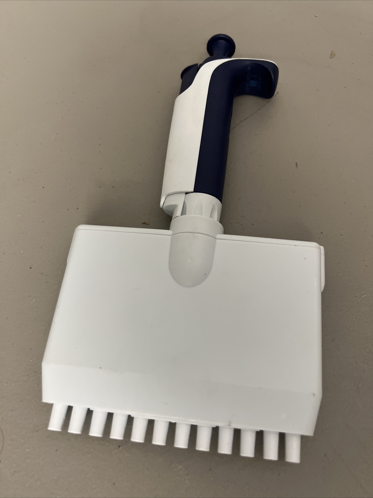NICE Rainin Pipet-Lite XLS 12 Channel L50 XLS LTS Pipette