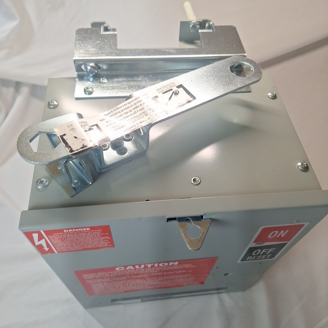 SB48EBG Ge Bus Plug, 80A, 240V AC, TEB, 3 Phase, 4 Wire With Ground