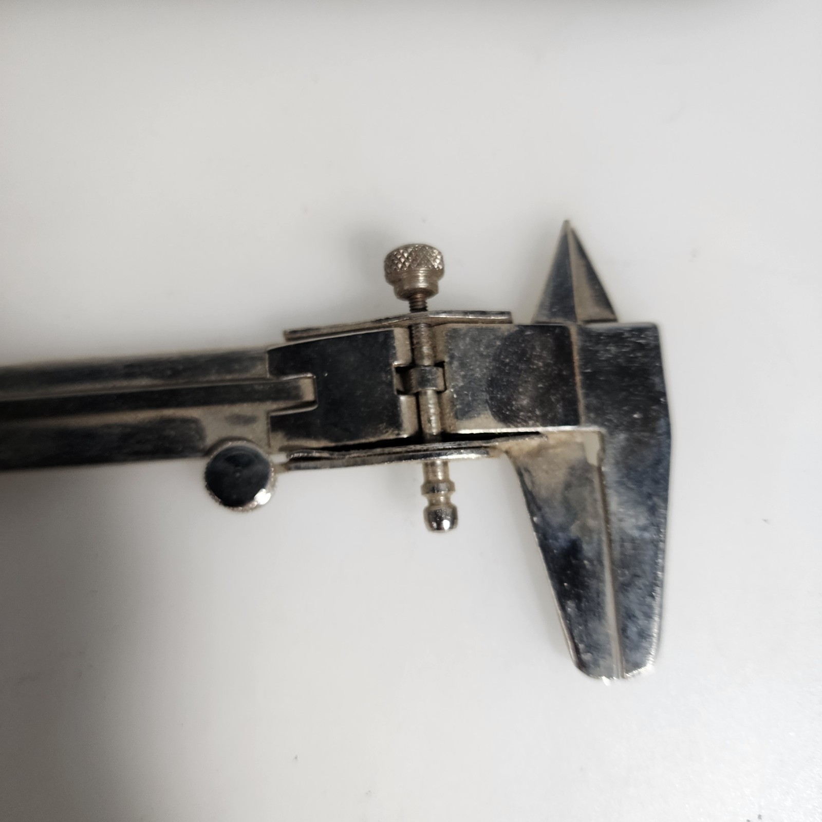 HELIOS 6″ Vernier Caliper Micrometer with Soft Case Made in India