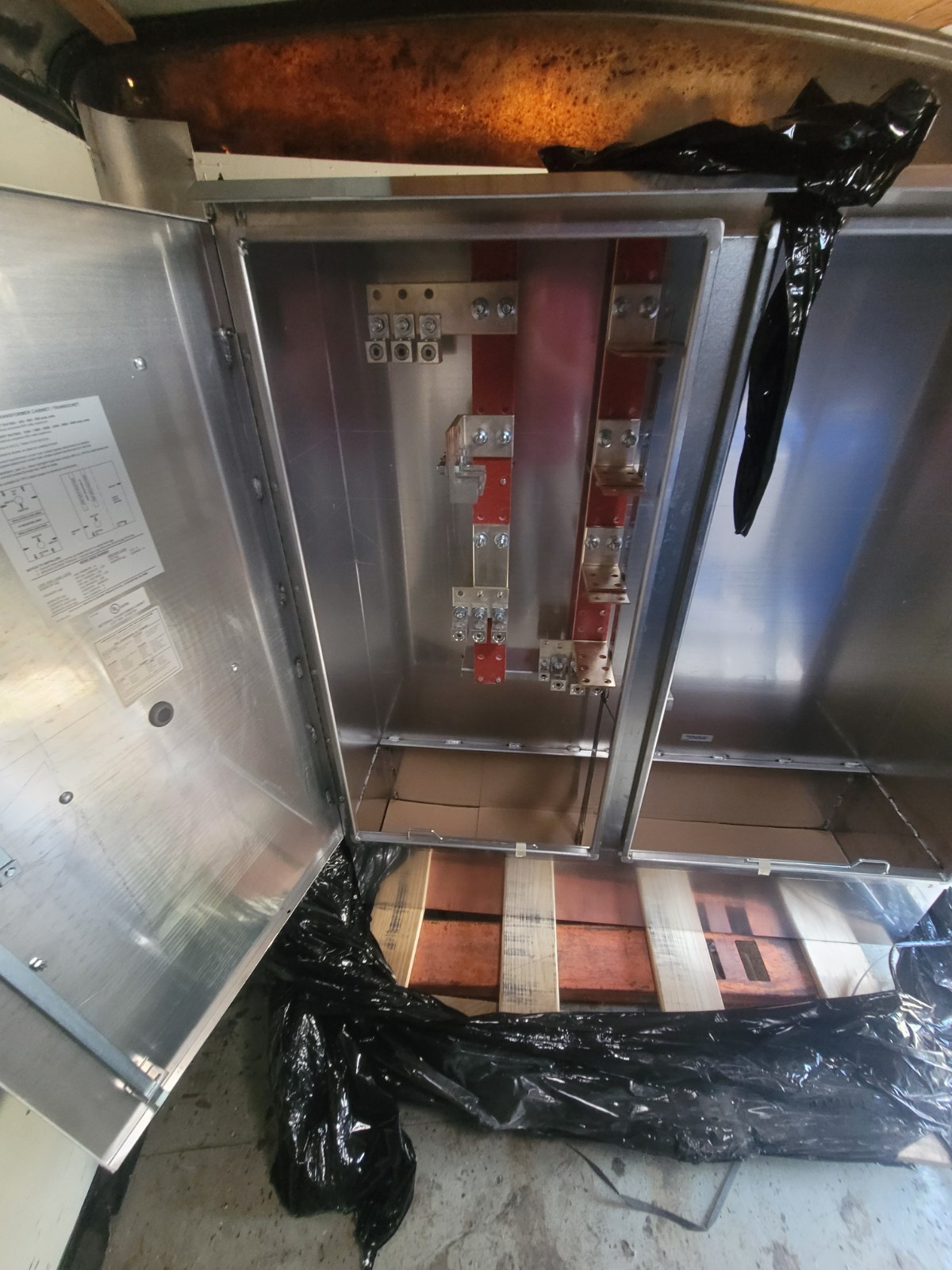 Milbank WEM-1204-13PM 1200A 3/4W 3R Transformer Cabinet 3R W/ 3 Phase Meter