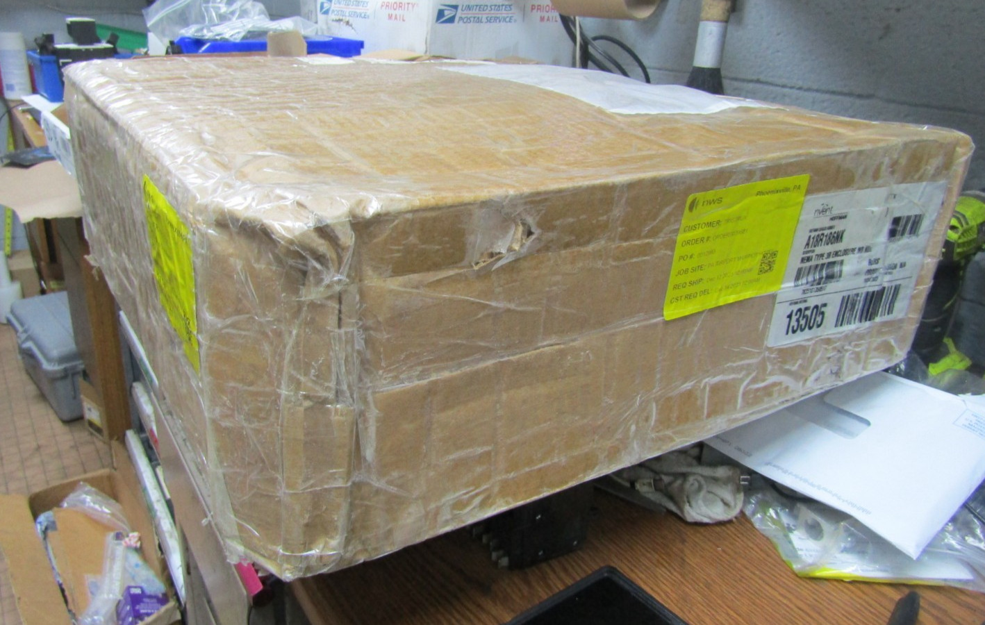 ✌️NEW HOFFMAN A18R186NK NEMA 3R ENCLOSURE 18″x18″x6″ FACTORY SEALED