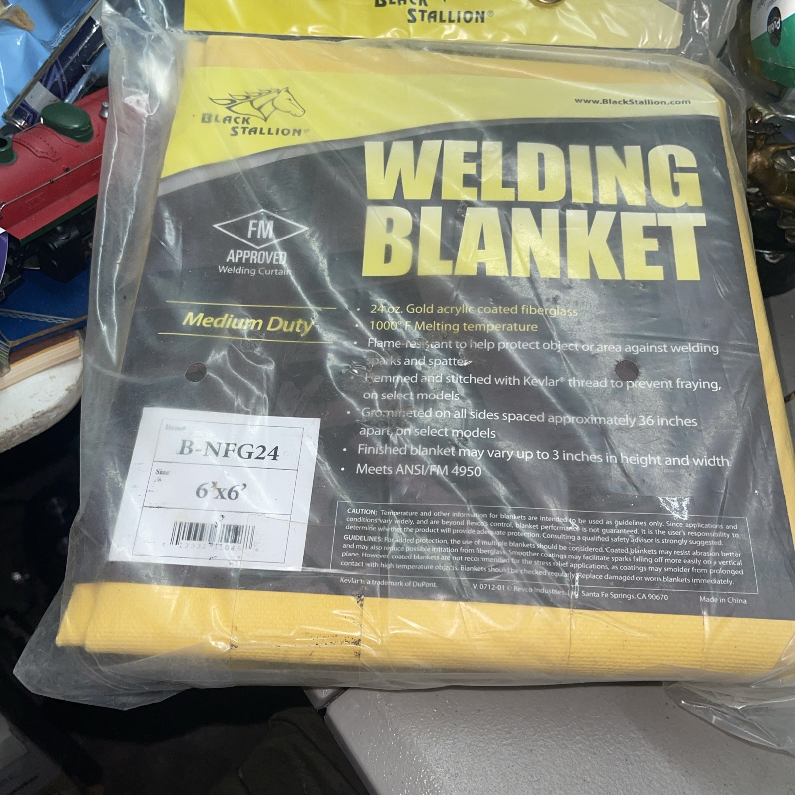 NEW – Revco Black Stallion B-NFG24 6’X6′ Medium Duty Welding Blanket