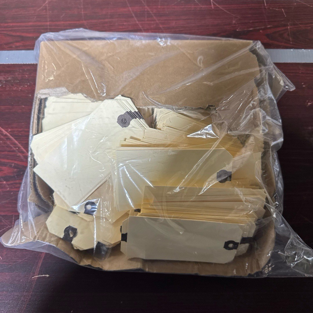 Blank Shipping Tag: #5, 4 3/4 in Tag Ht, 2 3/8 in Tag Wd 61KT51 ~1000 Count