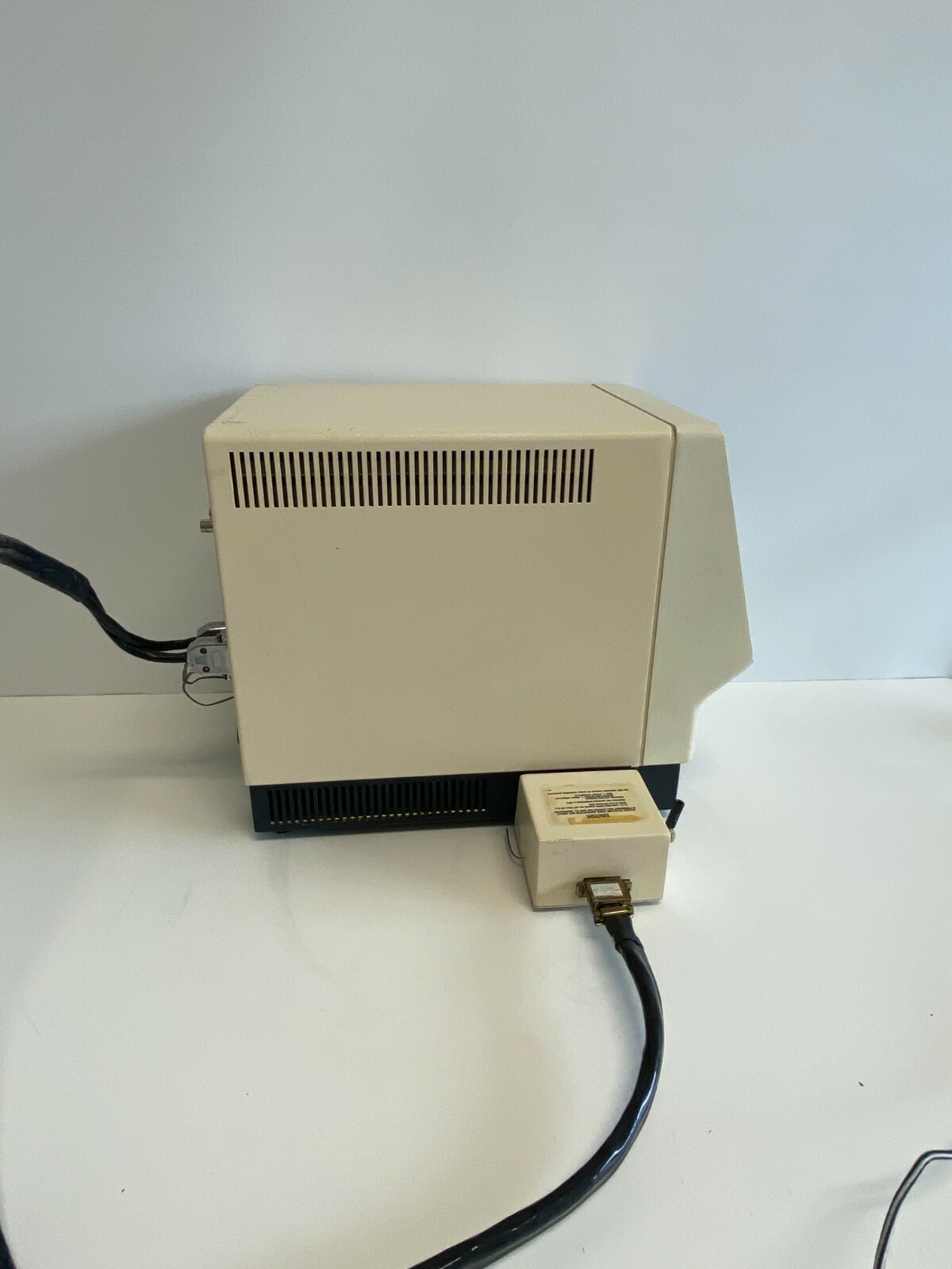 ESA COULOCHEM II 5200A Electrochemical Detectorw/ 5010 Analytical Cell