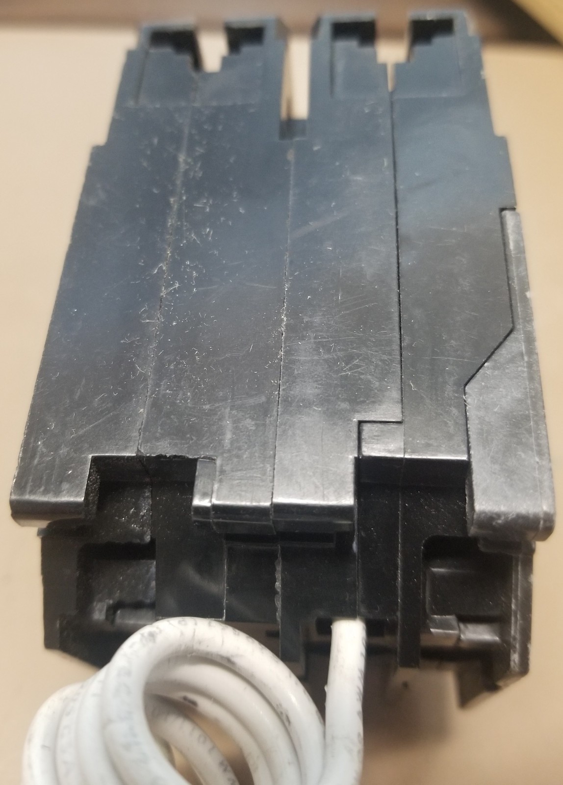 EATON 40 AMP GFCI CIRCUIT BREAKER 120/240 VAC 2 POLE GFTCB240