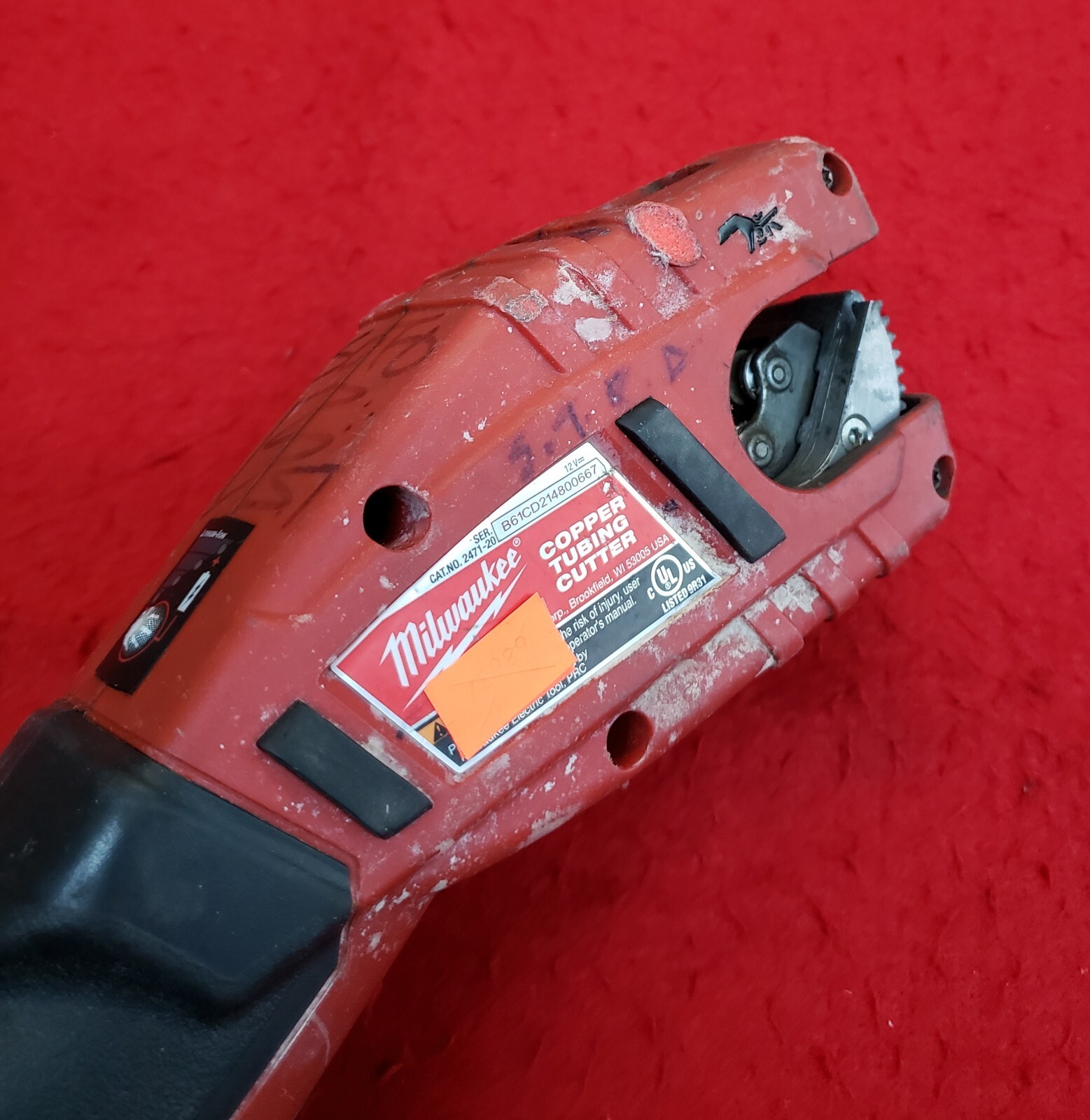 Milwaukee M12 Cordless Copper Pipe Cutter 2471-20 – Bare Tool Only – Heavy Wear