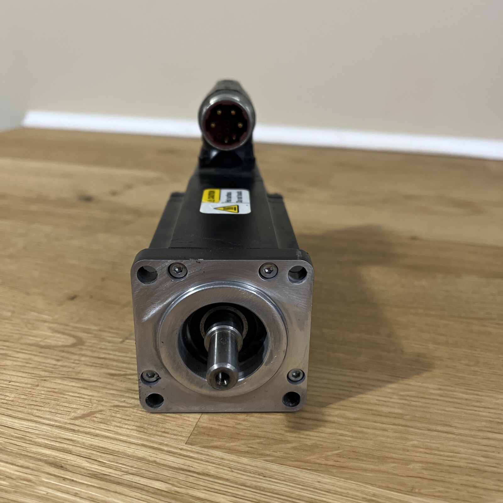 Allen Bradley VPL-B0632F-PK12AA Ser A Servo Motor 4600 RPM .50 HP