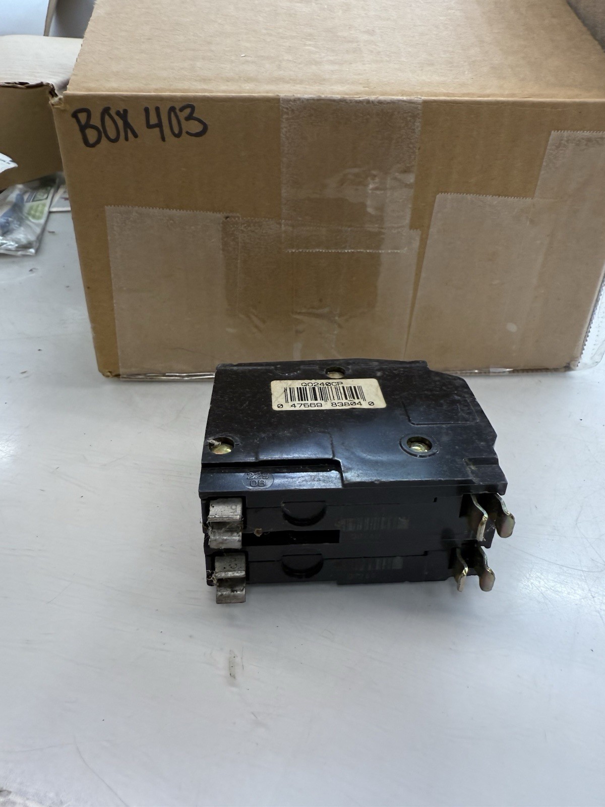 Square D Circuit Breaker QO, 40 Amp, 2 pole, 120/240VAC, 10kA (QO240CP)