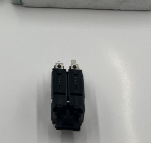 (QTY 3) BSA Zhejiang B2T1-50.0/250-2501D-A2-C1-G-C Circuit Breaker 231226G