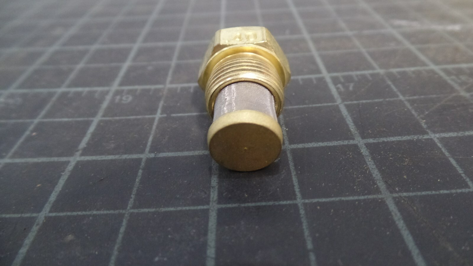 DELAVAN BURNER NOZZLE .40 30 DEGREES B, BARBER GREENE, NOS