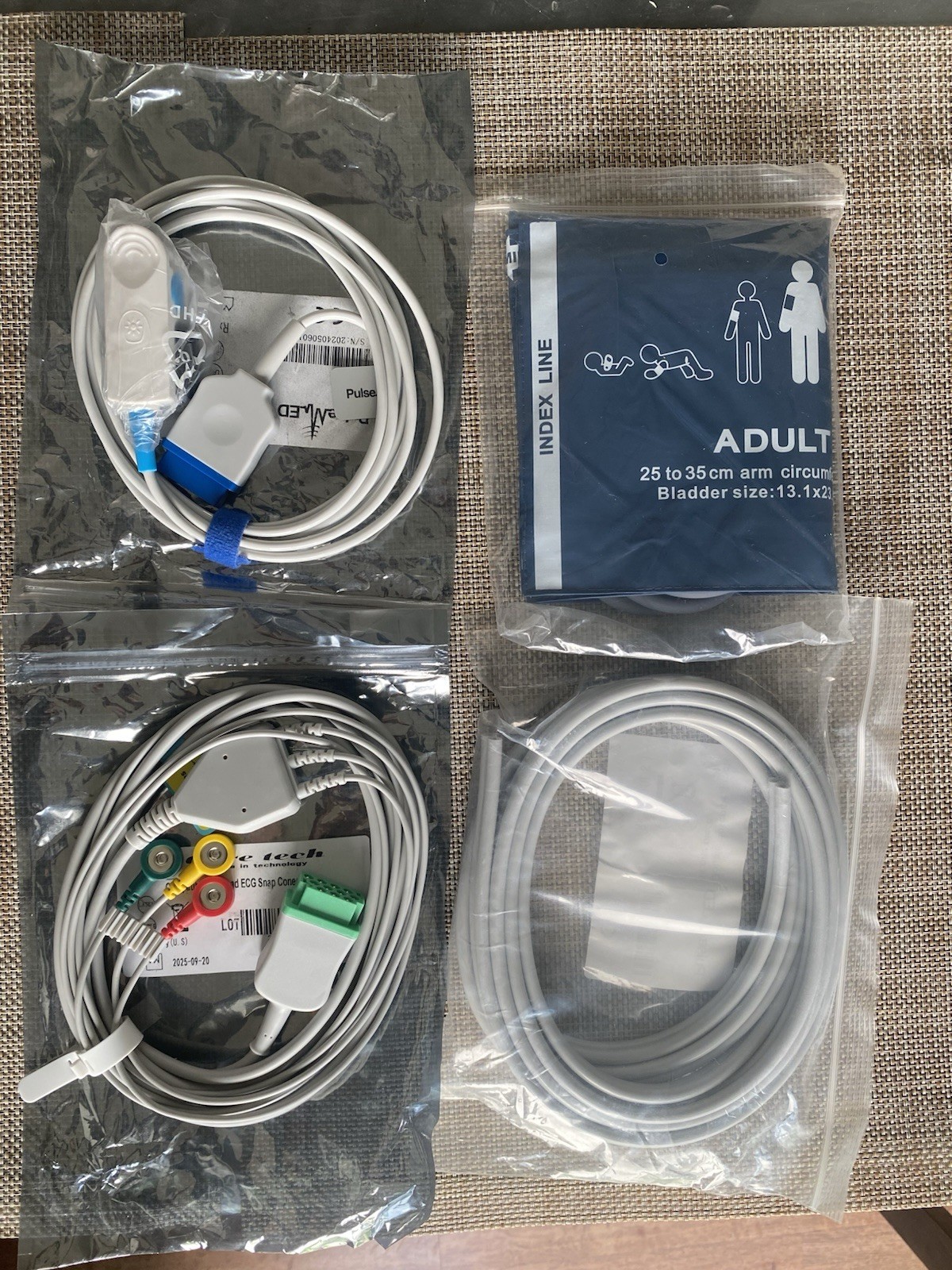 GE DASH 4000 Patient Monitor (with New compatible Leads ECG, NIBP, SPO2) Tested