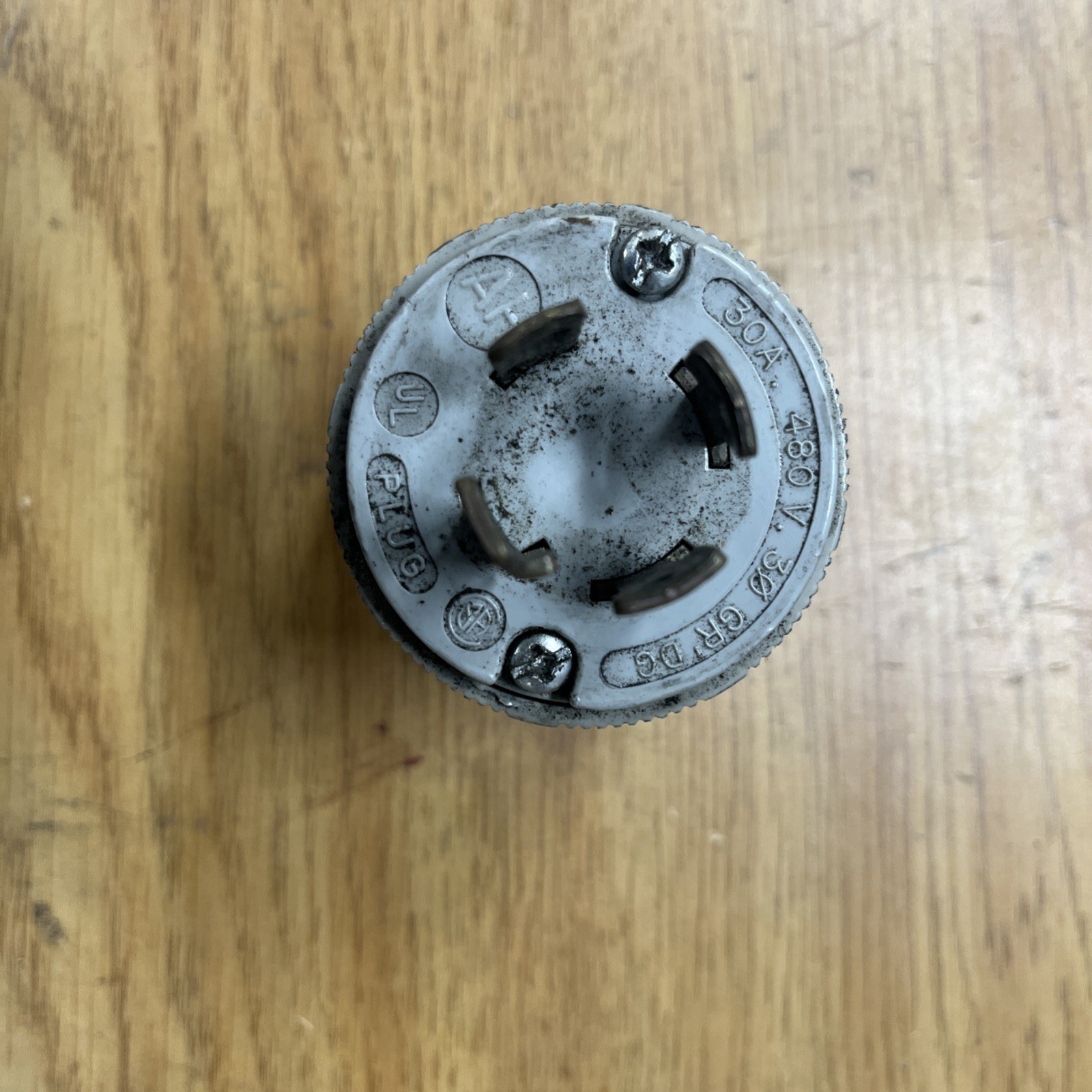 Used Arrow Hart Twist Lock Plug 3P 4Wire 30A 480V 2731
