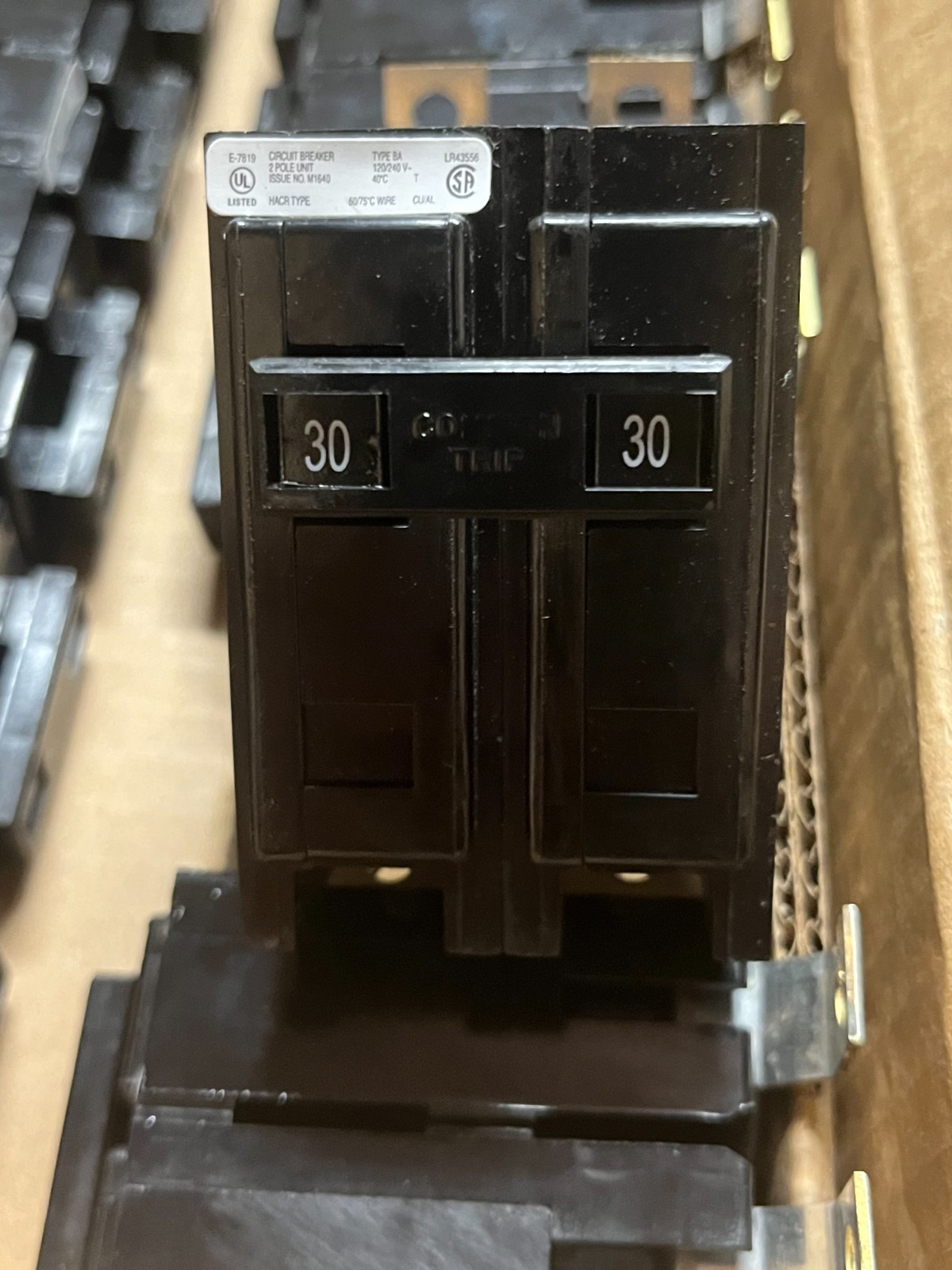 NEW Eaton BAB2030 Quicklag thermal-magnetic circuit breakers