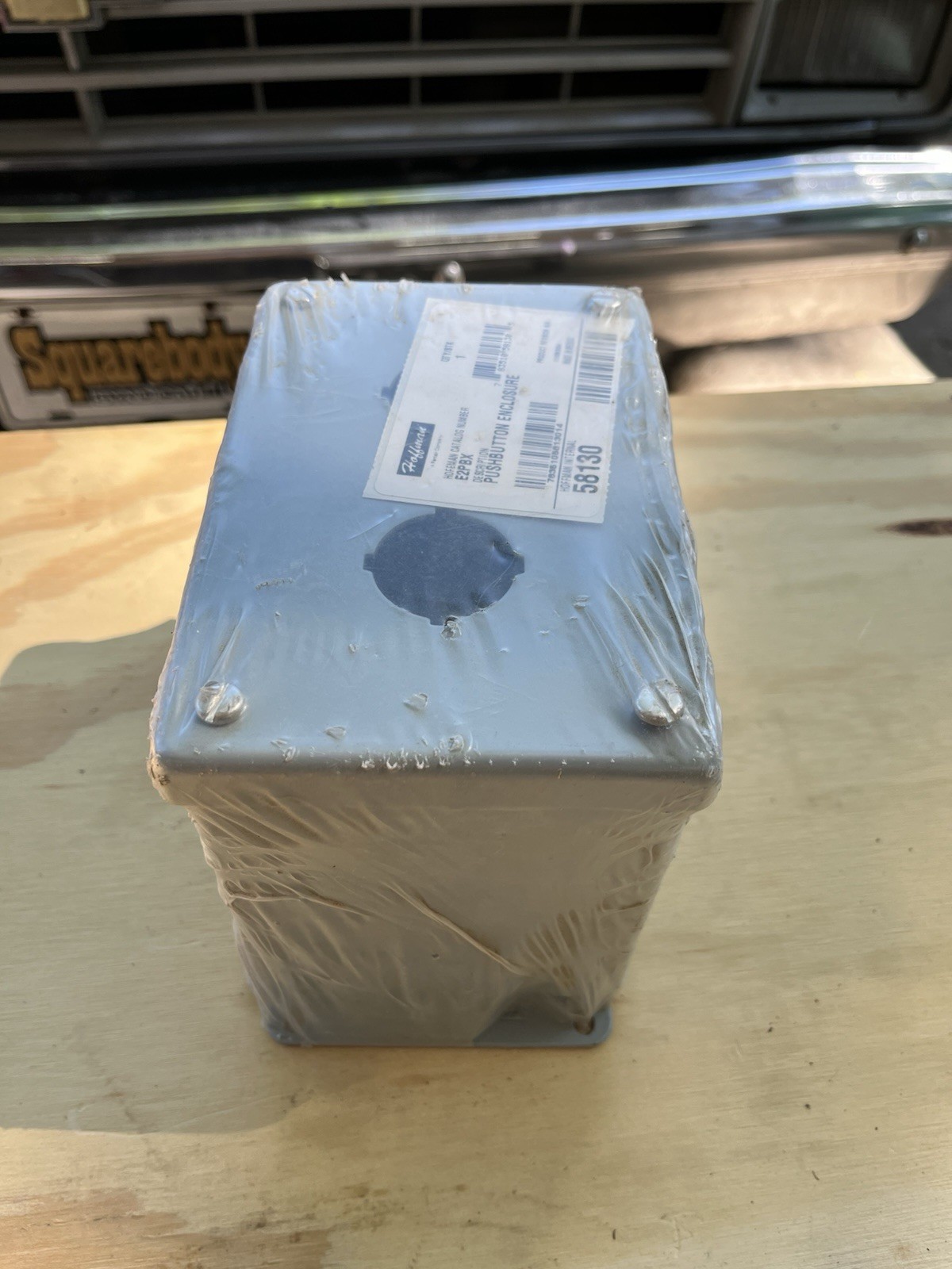 Hoffman E2PBX Pushbutton Enclosure IP65 Painted Gray Metal Wall Mount