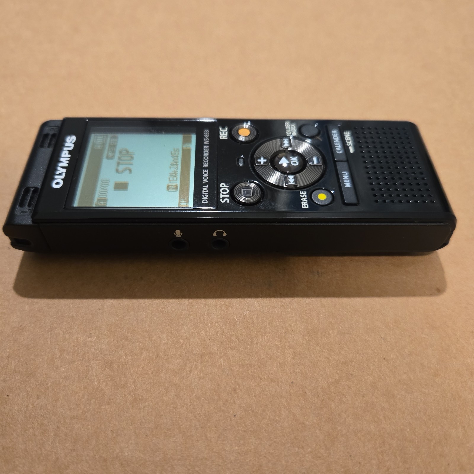 Olympus Digital Voice Recorder WS-853 W Case Alkaline Batteries Tested