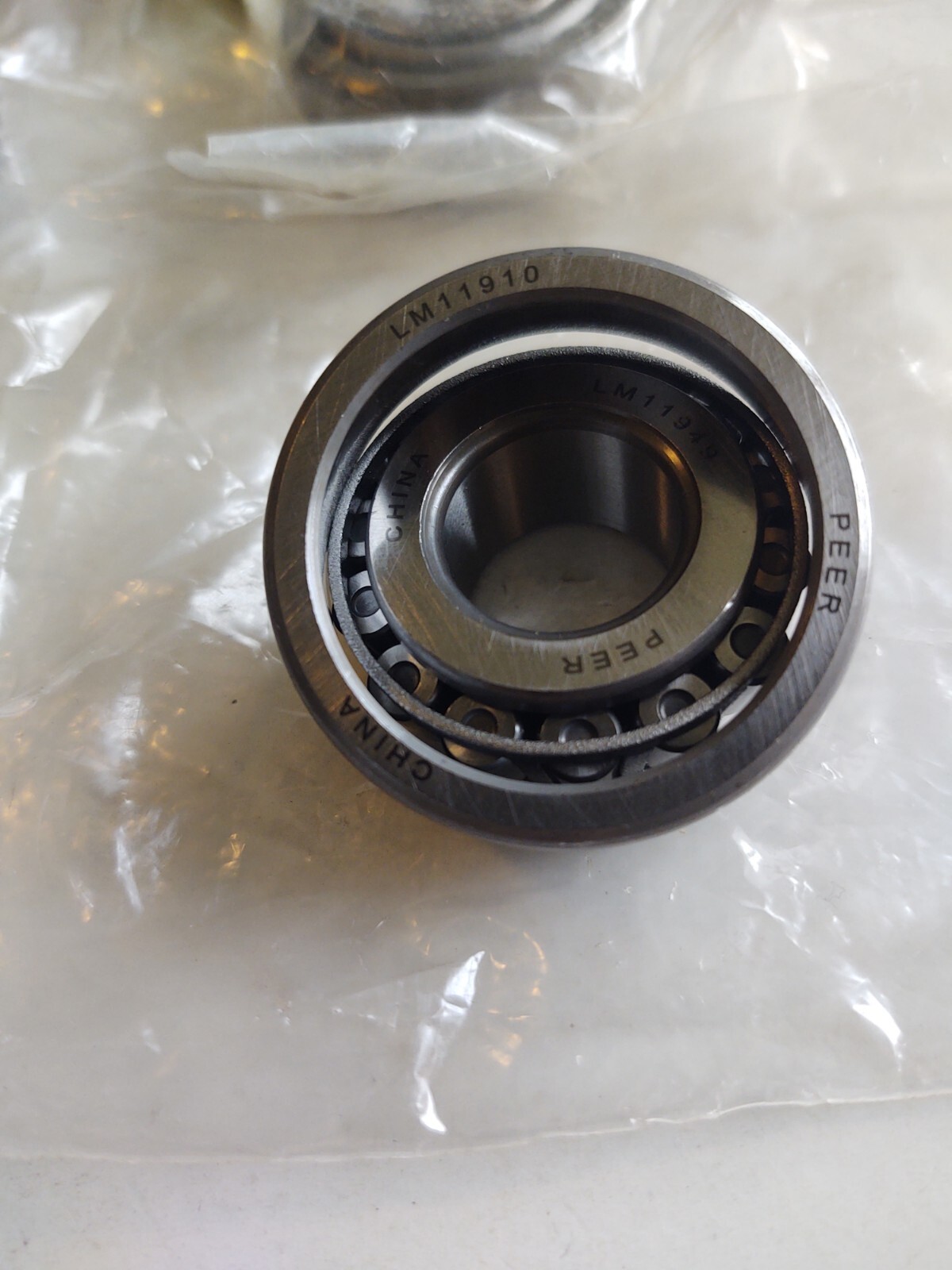 (6 SETS) PEER # LM11949 CONE / LM11910 CUP, TAPERED ROLLER BEARING SETS.