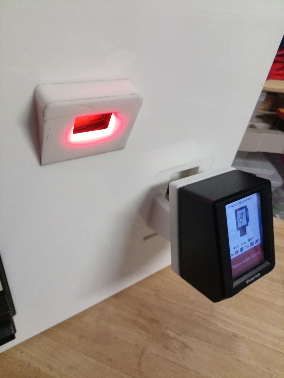 Castles UPT1000F Touch EMV NFC Card Reader Payment Terminal for Parlevel Kiosk