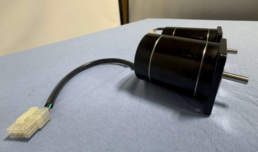 *LOT OF 2* Vexta Oriental 2-Phase Stepping Motor Model C6190-9212