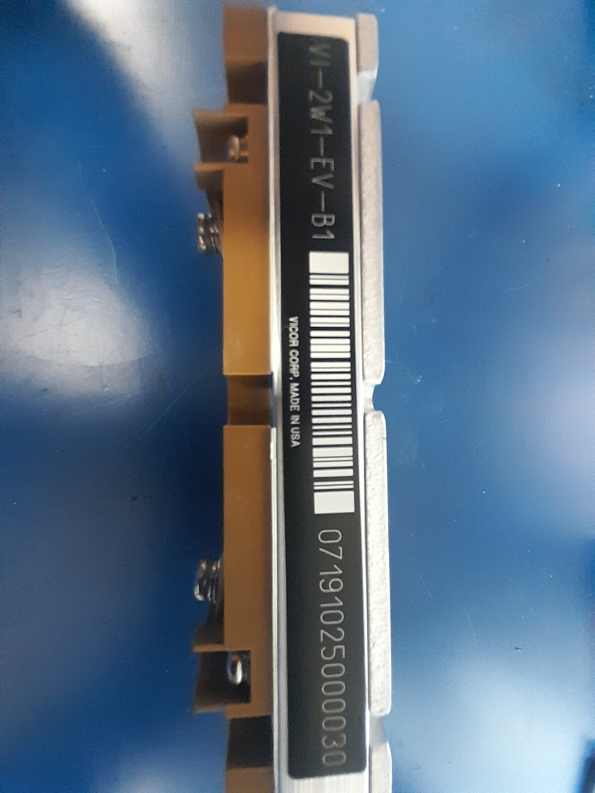 VICOR VI-2W1-EV-B1 ISOLATED DC/DC CONVERTER