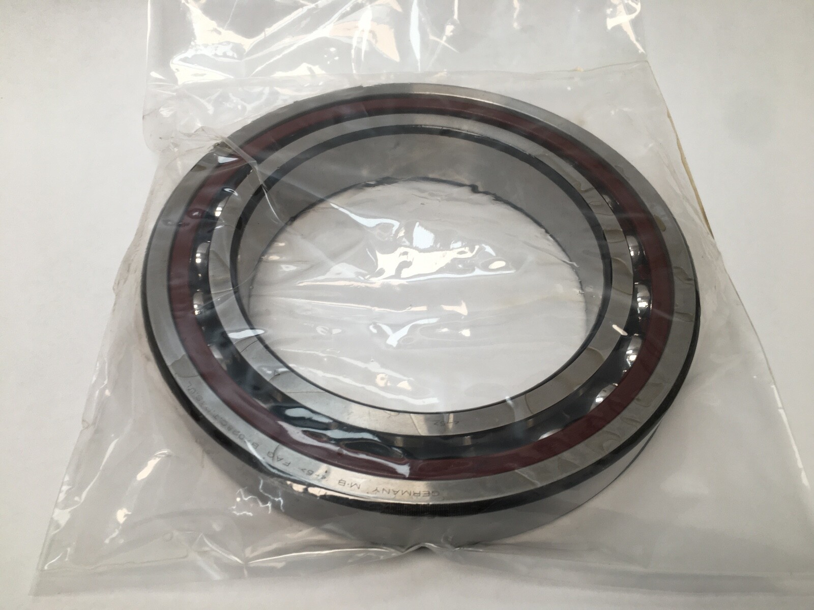 FAG B7028C.T.P4S.UL Bearing 140x210x33 mm B7028C B-7028-C-T-P4S-UL Germany