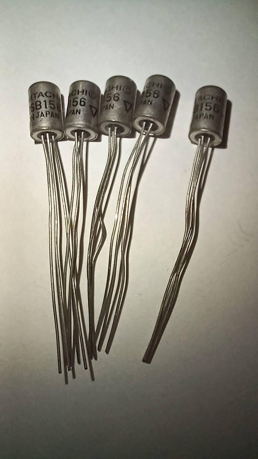 Hitachi 2SB156 PNP germanium transistors/Lot of 5/NOS/TO-1 package