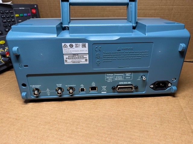 Tektronix AFG3051C Single Channel Arbitration / Function Generator 50MHz 1Gs/s