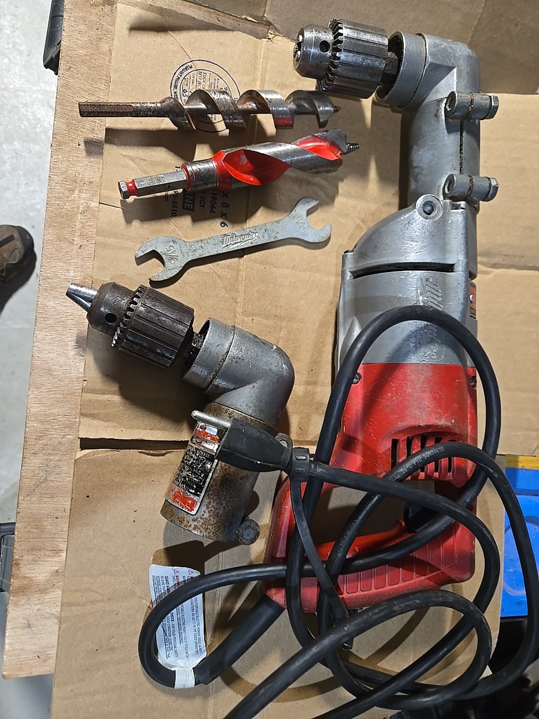 Milwaukee 1001-1 1/2 Right Angle Drill 500 RPM w/ Case And Extras Head And Bits