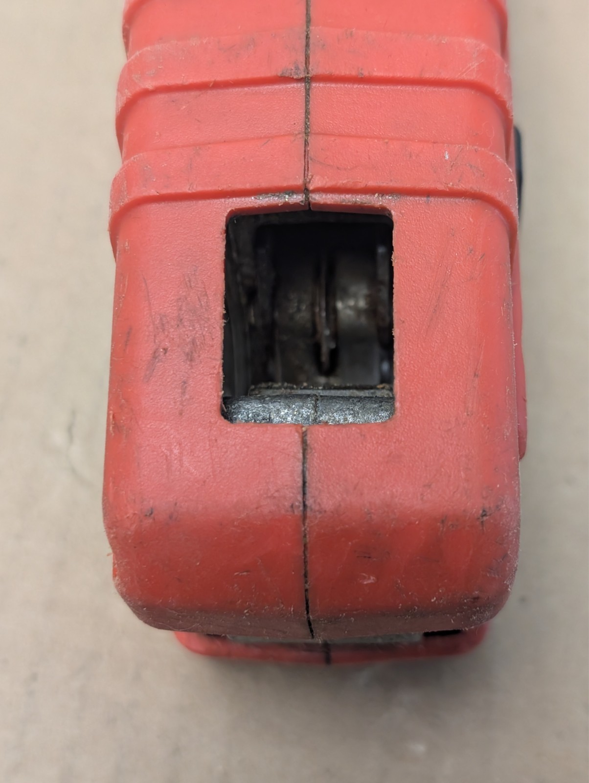Milwaukee 2471-20 M12 Cordless Copper Tubing Cutter – FOR PARTS/AS-IS!