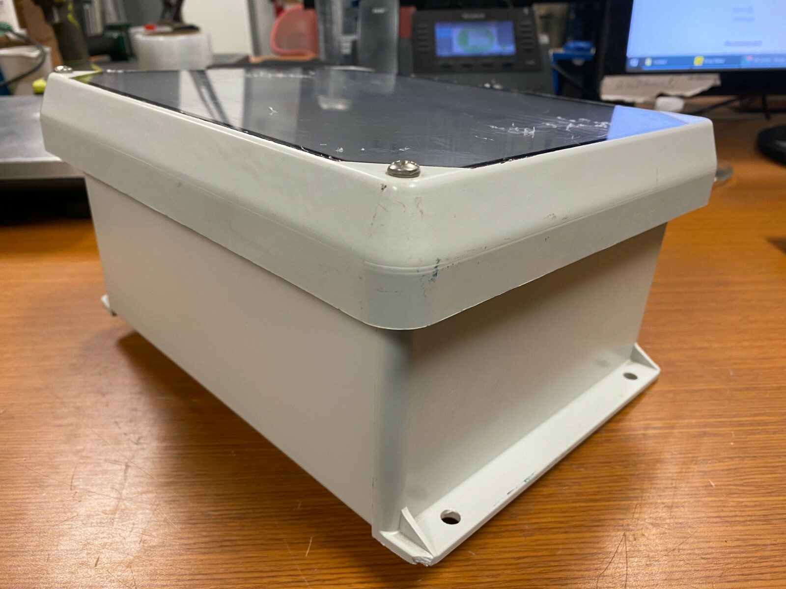 👀 VYNCKIER TYPE 4X ELECTRICAL ENCLOSURE 10″ x 8″ x 4-3/8″ ID CVJ1008NHW