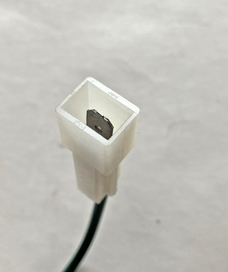 Leviton 1374-1W Snap-In Receptacle 15A 125V 3W 2P, CAT 013-1374
