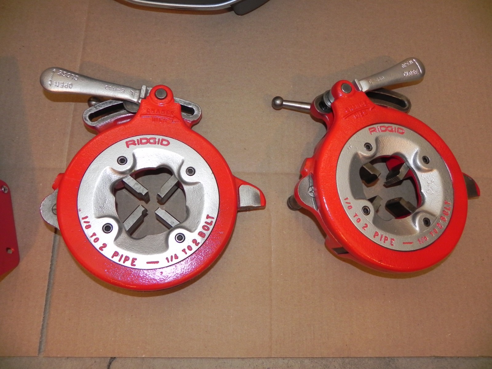 RIDGID 300 PIPE THREADER 115 V, 38 RPM,341,360, 311, 2 die heads refurbished
