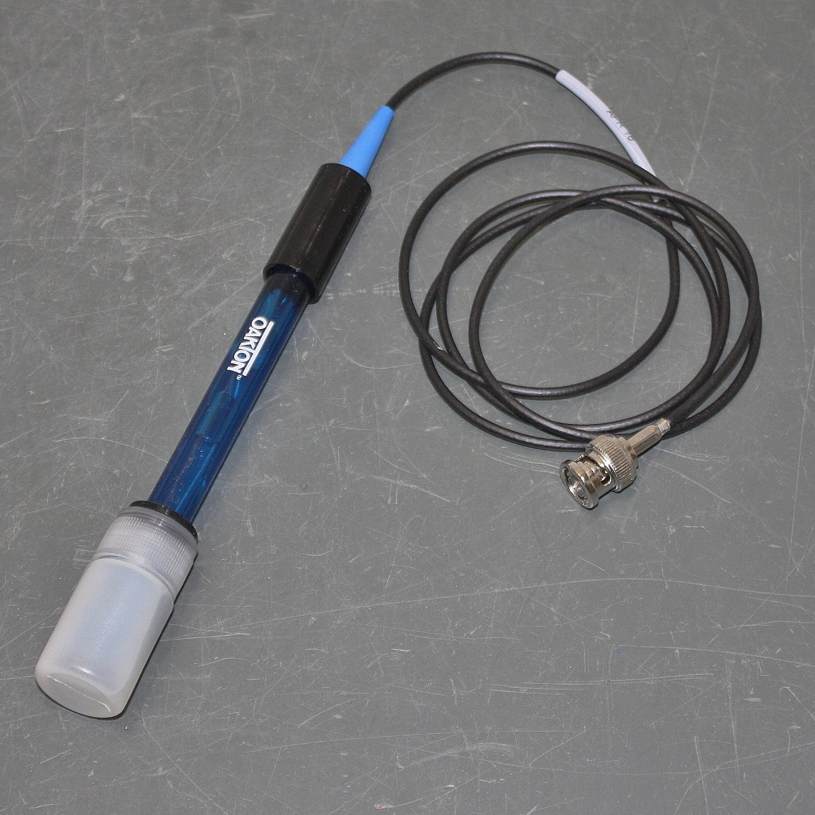 EXPIRED 04/2017 – Oakton pH Electrode WD-35805-05, BNC, Single Junction