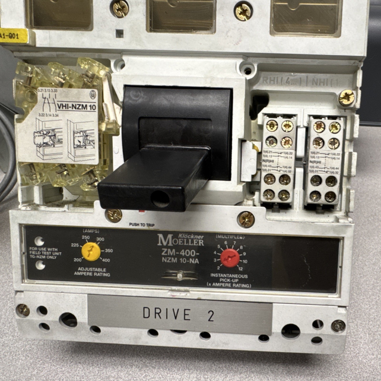 Moeller NZM 10-400H-NA Main Breaker 400A 600V AC Adjustable Instantaneous