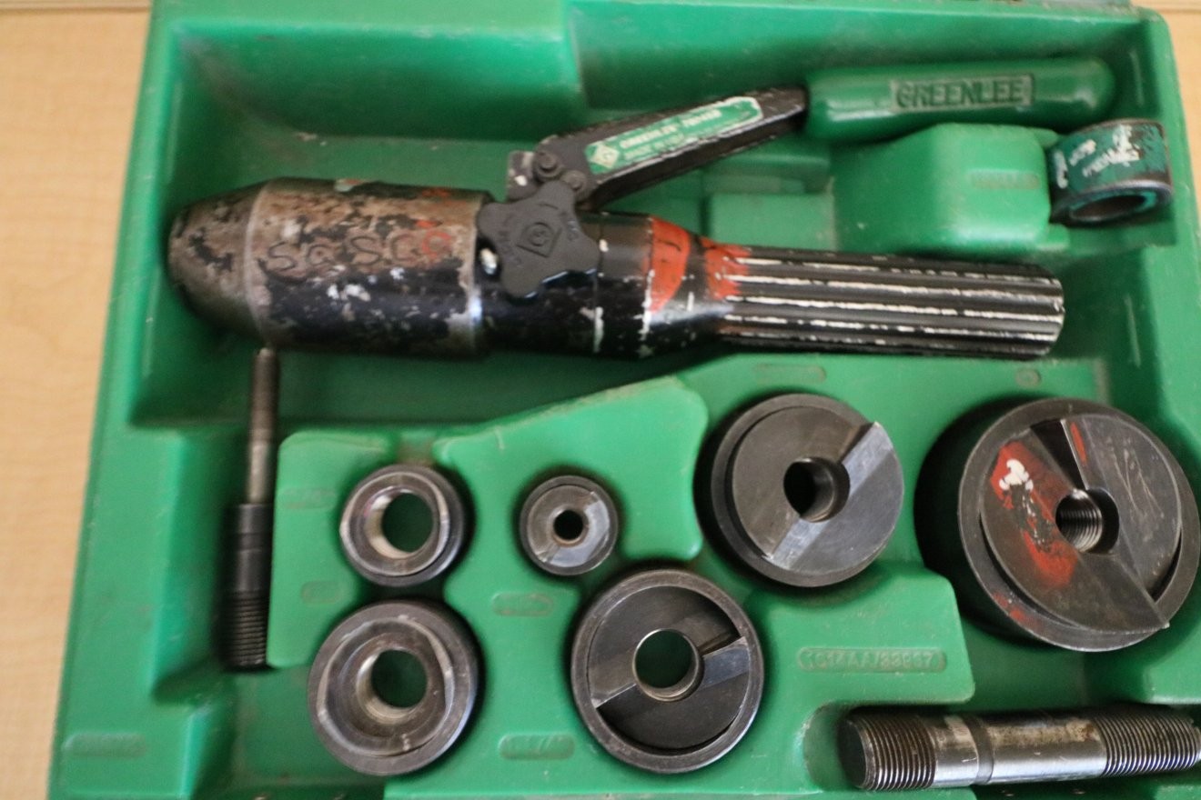 Greenlee 7804SB / 7806SB Quick Draw Hydraulic Punch Driver Knockout Set #044