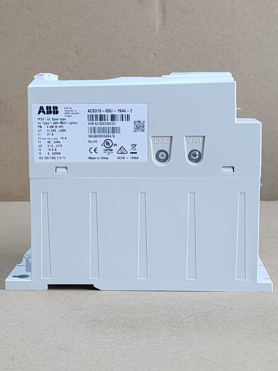 ABB ACS310-03U-19A4-2 Frequency Converter 5 HP 200-240V 3-Phase PID Control