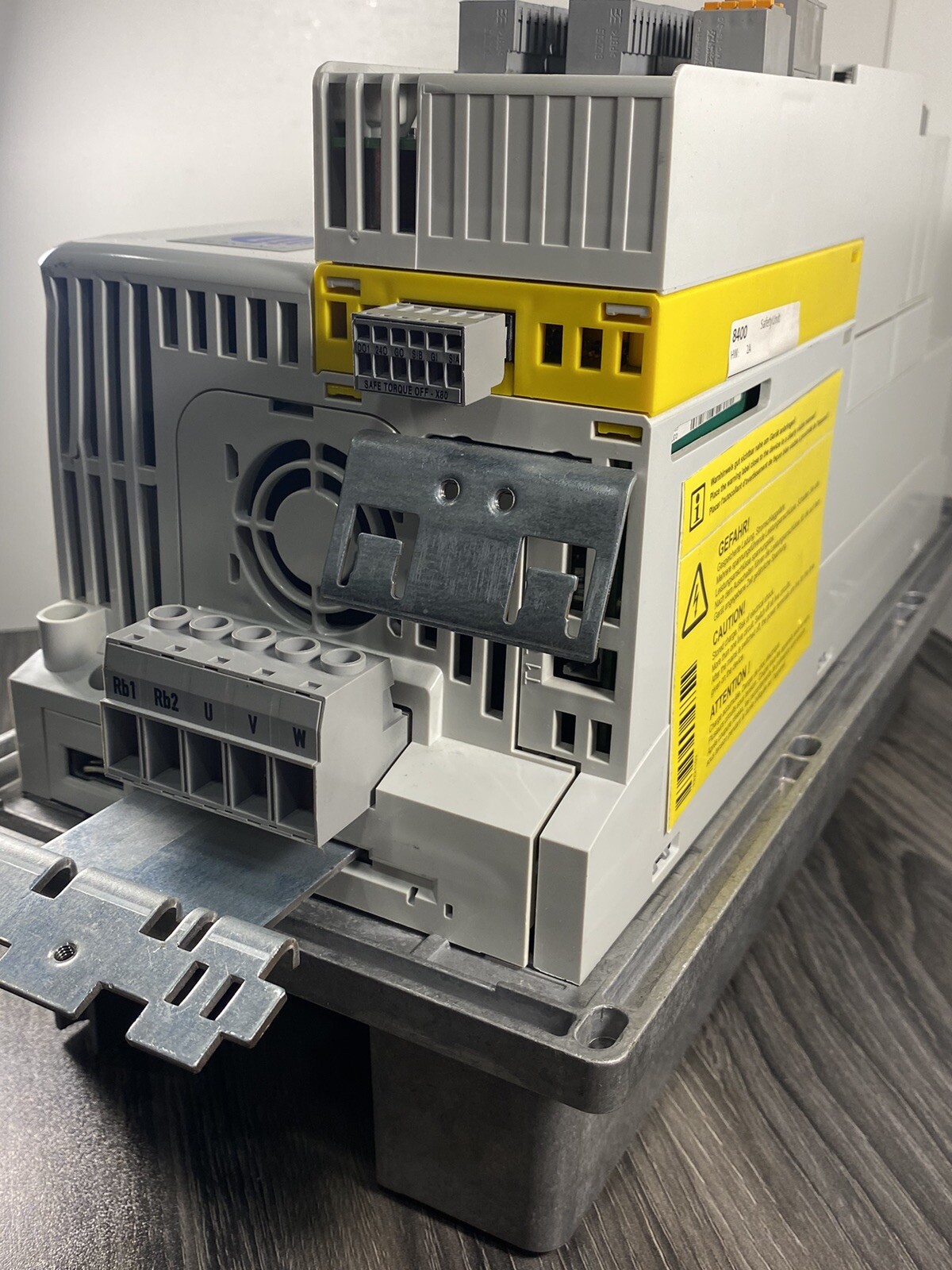 New Comau Profinet VersaDrive TAL-S389148 S389148 AC Drive 11.0kW – USA
