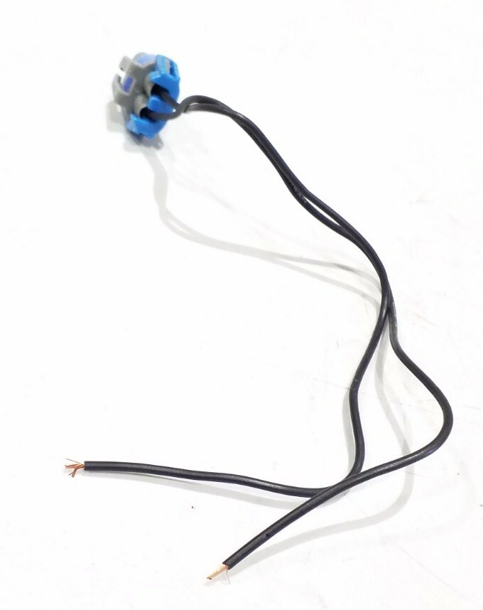 PA3572 Atlas Headlight Pigtial Socket For H9006 Free Shipping Free Returns
