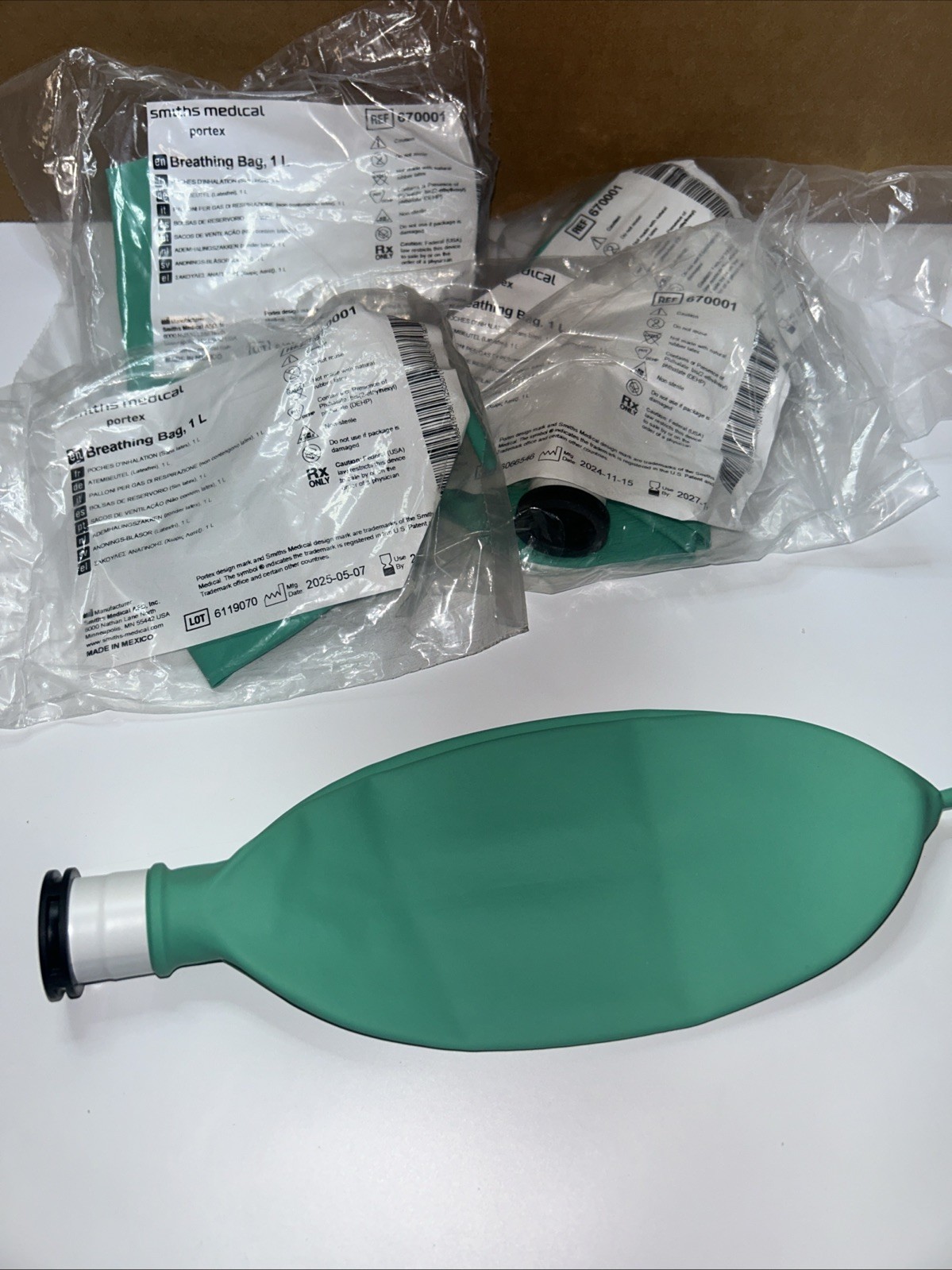 Lot of 4 Anesthesia Breathing Bag – 1 Liter Non-Latex 08/2027