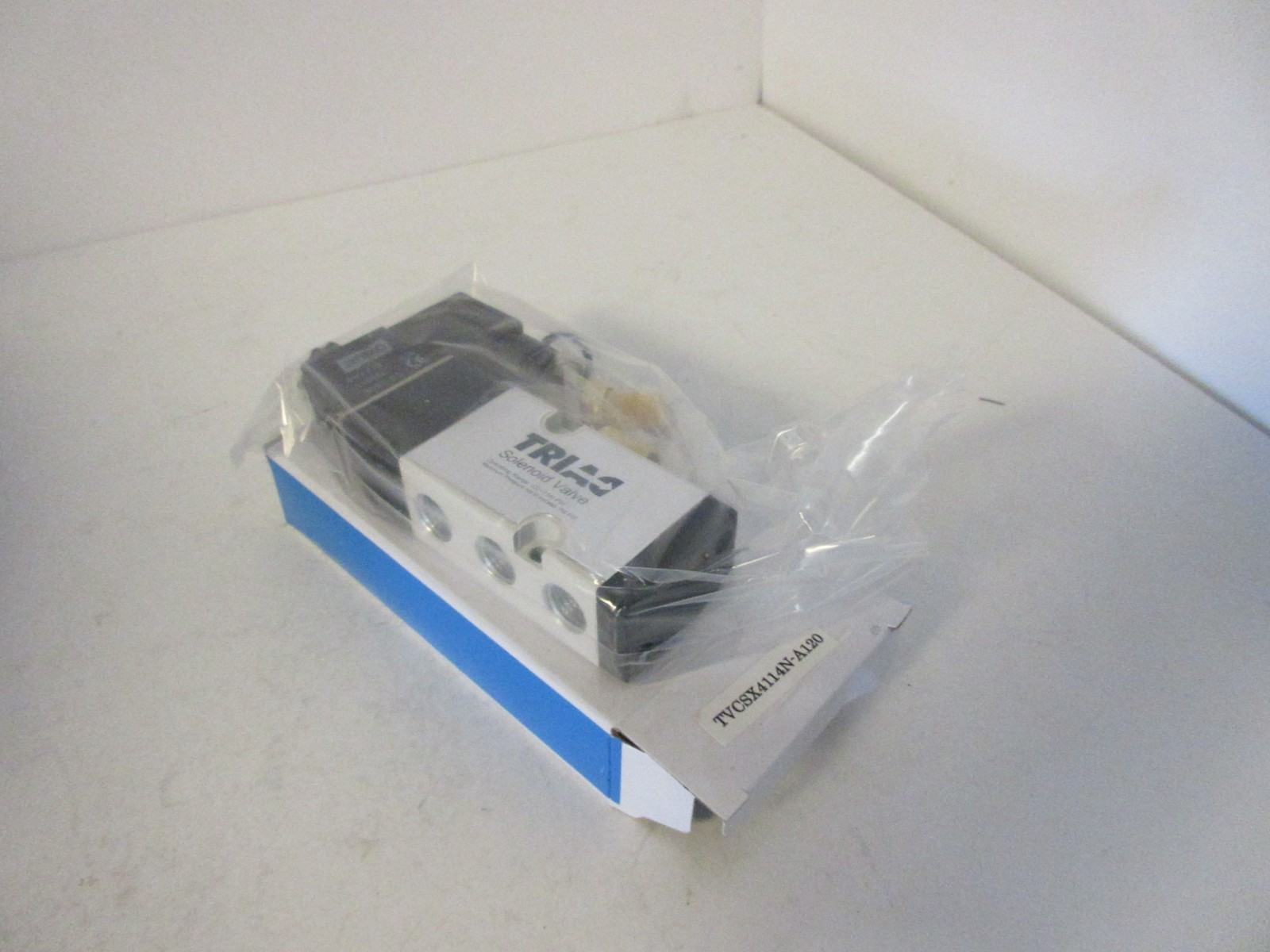A-T Controls Triac TVCSX4114N-A120 Solenoid Valve 110/120 VAC 50/60 Hz 22-118 PS