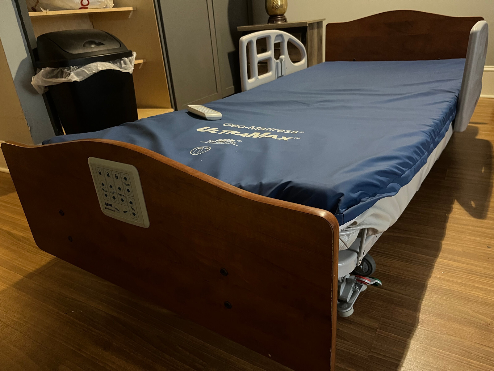 Span America QD1000MLFB fully electric long-term or home care adjustable bed