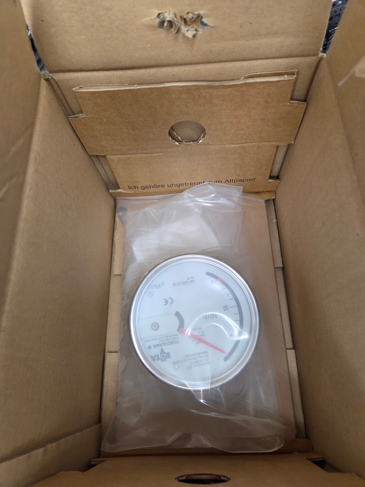 ROTA Yokogawa RAKD41 Gas Flow Rotameter Gauge RAKD41-T6SS-33NNN 1/4″ 100 l/h OF