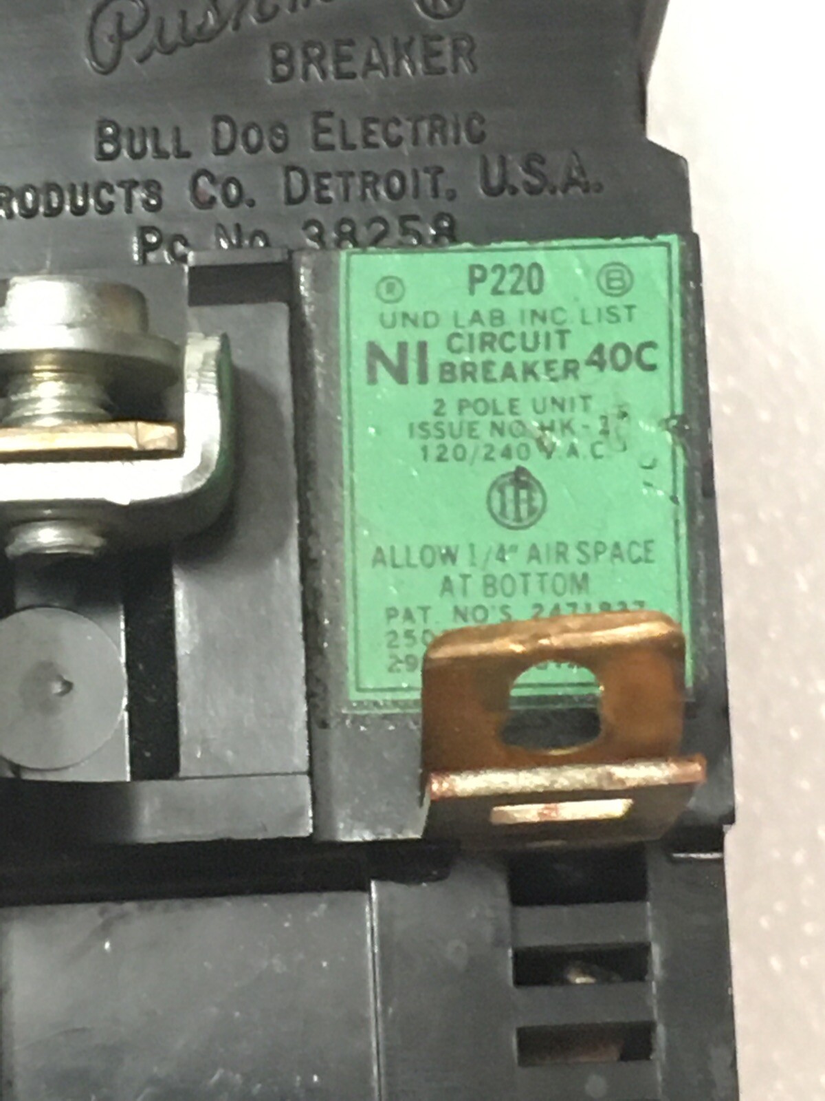 Bulldog P220, 20 Amp, 120-240 Volt, 2 Pole Pushmatic Circuit Breaker-