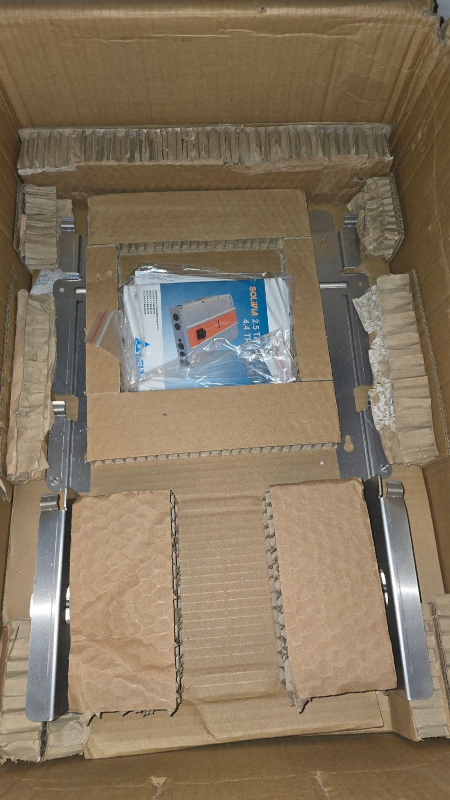 Delta SOLIVIA 2.5 TR 2500W Grid-Tied Solar Inverter NEMA 4 New OEM