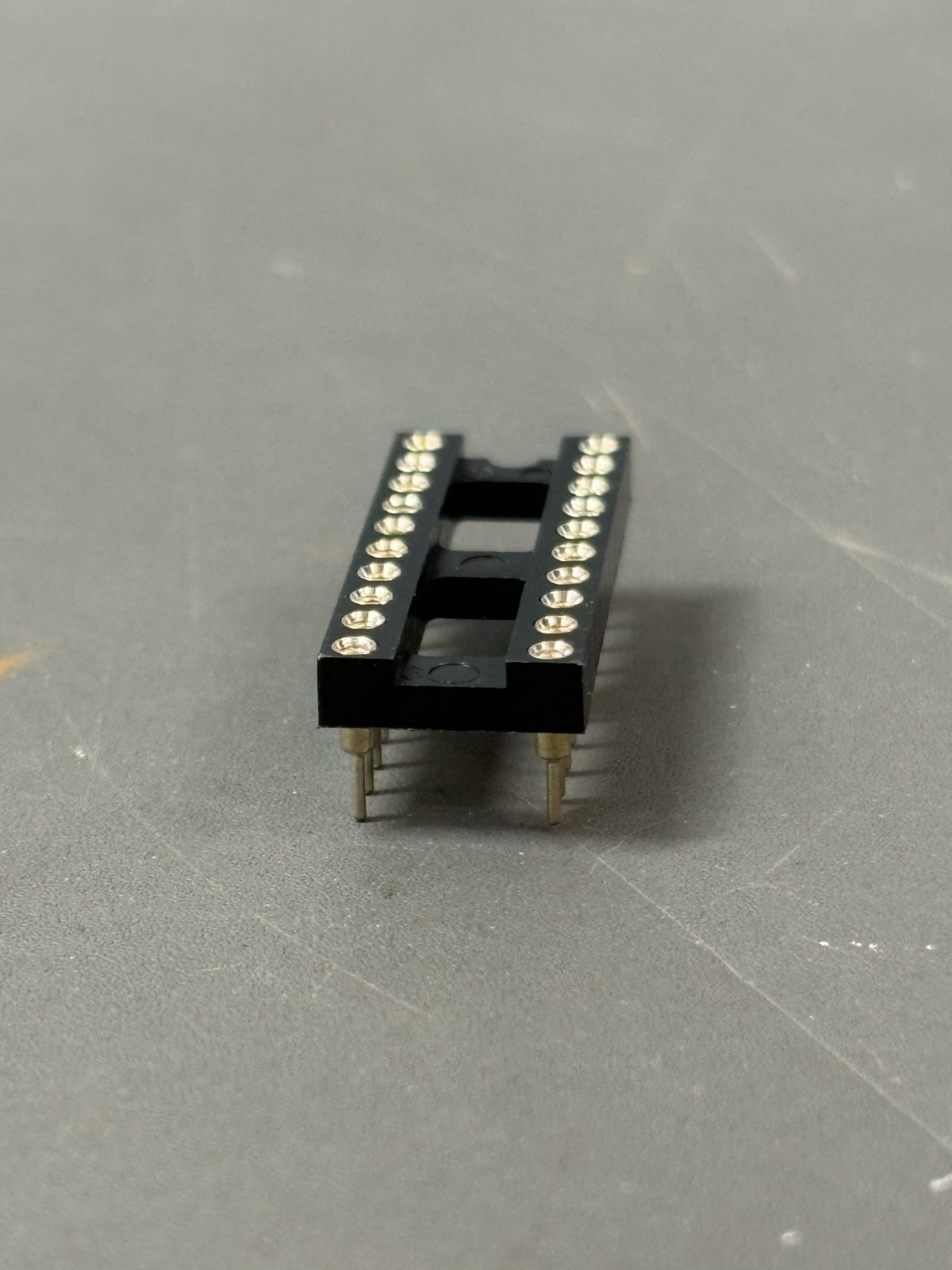 87x 16 Pin DIP IC Socket Gold Plated Through Hole 2.54mm Pitch IC Socket