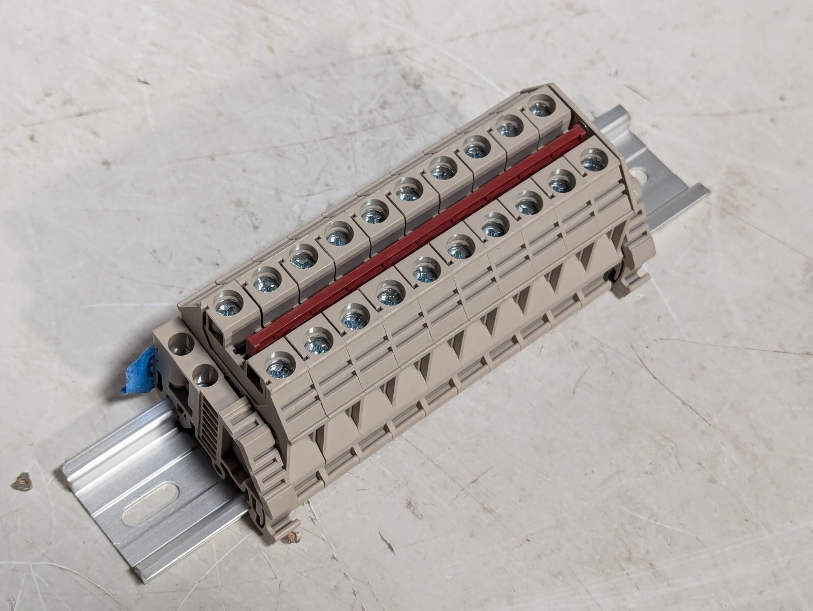 Dinkle DK10N DIN Rail Terminal Blocks Box Connector, 10 Gang, 6awg, 60a, 600v